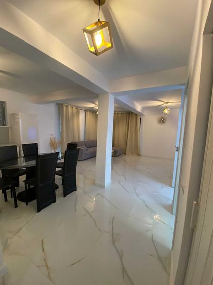 Casă cu 3 camere cu Teren 250 Mp în Central