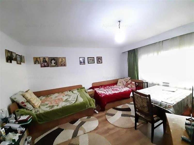 Casa de vanzare - 5 camere, Garaj Dublu, Zona Ultracentrala - 7