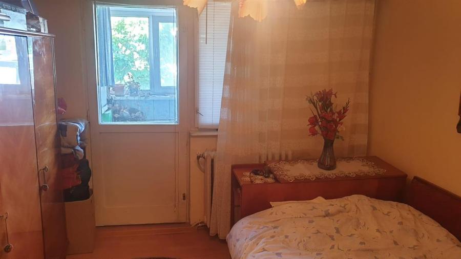 Apartament cu 3 camere decomandat în Apollo