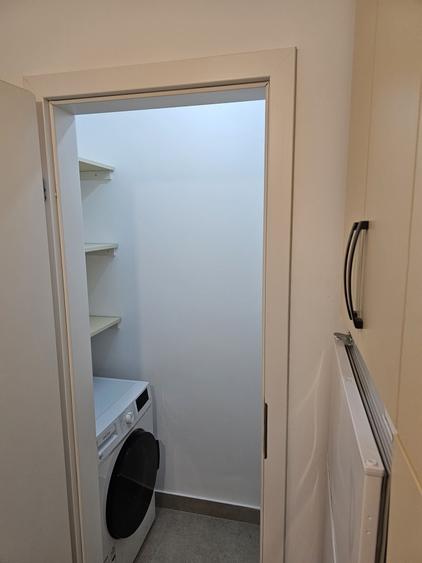 Apartament cu 2 camere decomandat în Jiului