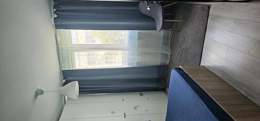 Apartament cu 3 camere decomandat în Titan