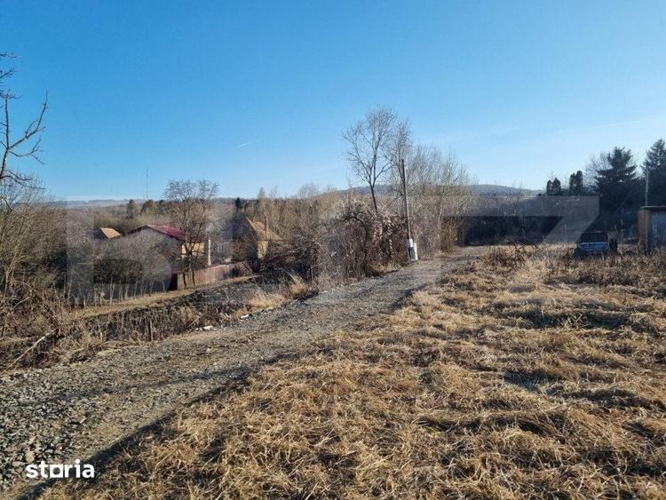Teren de 1000 mp, în Borhanci