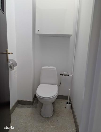 Apartament cu 3 camere decomandat în Obor