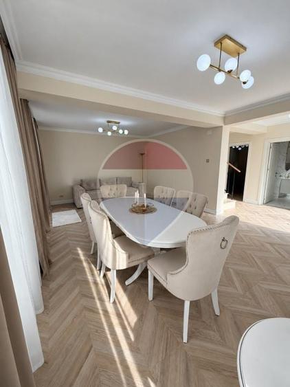 Casă individuală cu 3 camere cu Teren 355 Mp în Central