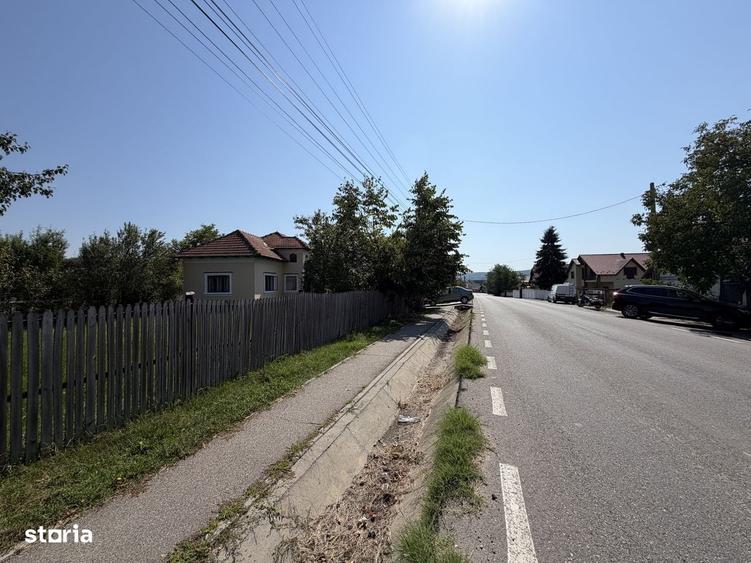 Casă cu 4 camere în Central