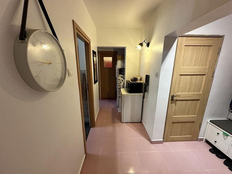 Apartament cu 2 camere decomandat în Exterior Vest