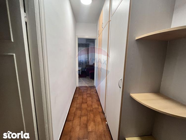 Studio de 35 mp etaj 1 Str. Nicolae Iorga - centrala proprie - 11