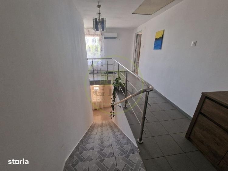 Casă cu 4 camere în Lăpuș