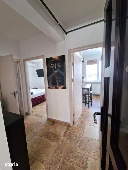 Apartament cu 2 camere decomandat în Central
