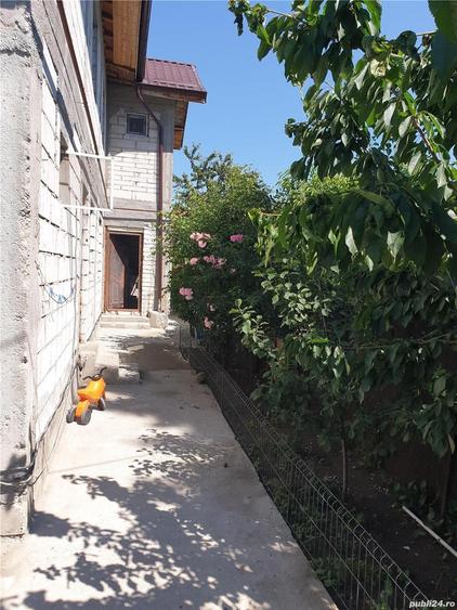 Casă cu 3 camere cu Teren 270 Mp în Andronache