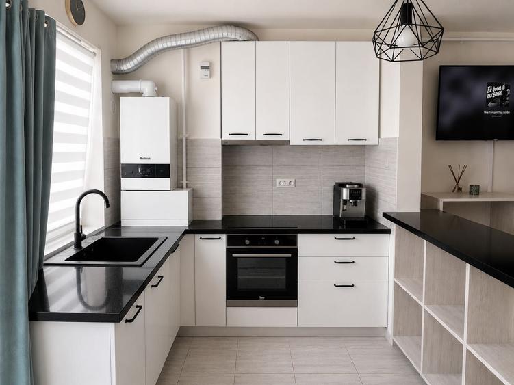 Apartament cu 2 camere decomandat în Tomis Plus
