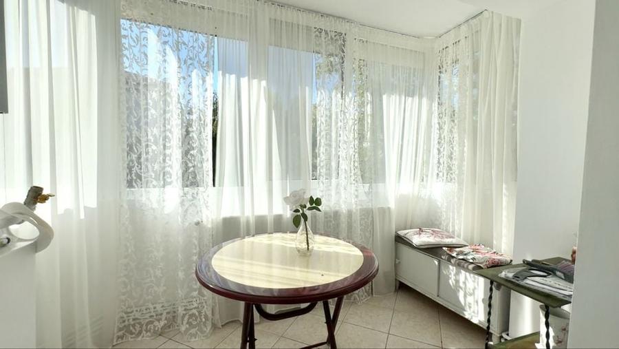 Apartament cu 2 camere decomandat în Bucovina