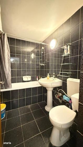 Apartament cu 3 camere decomandat în Decebal