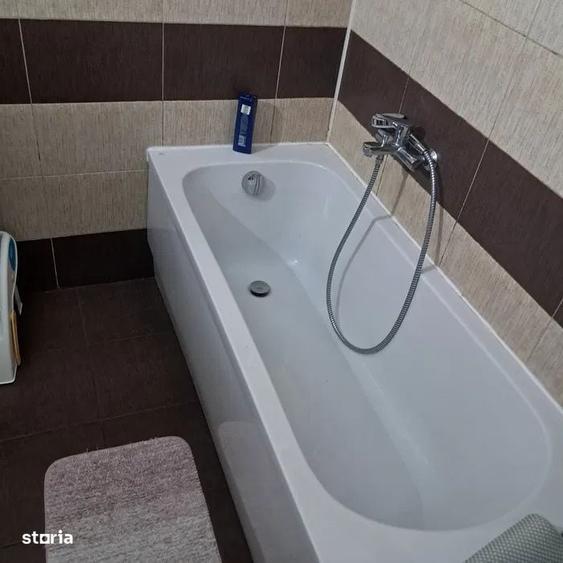 Apartament cu 3 camere, 50 mp, balcon, zona Terra - 4