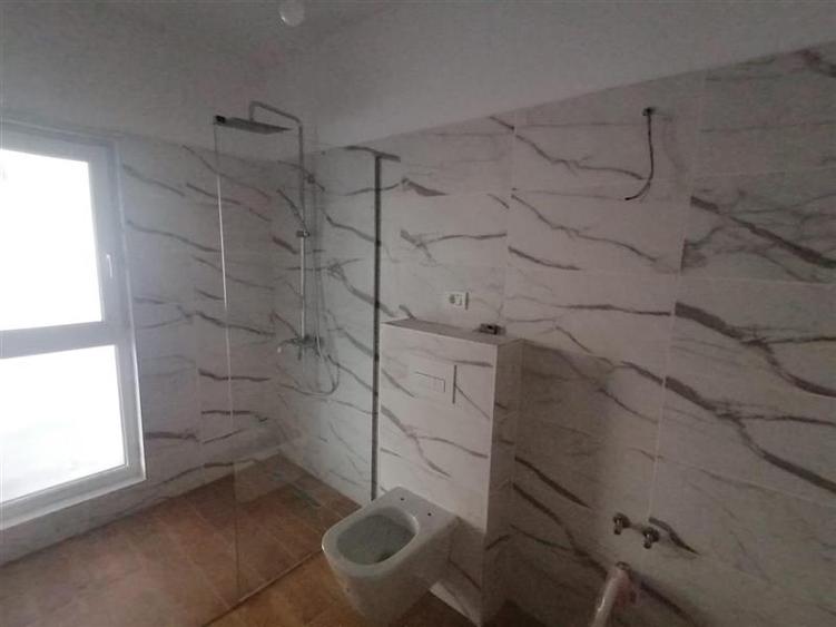 Apartament cu 2 camere decomandat, mobilat în Soarelui