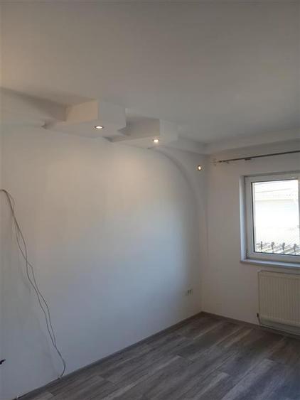 Casă cu 4 camere cu Teren 250 Mp în Pipera