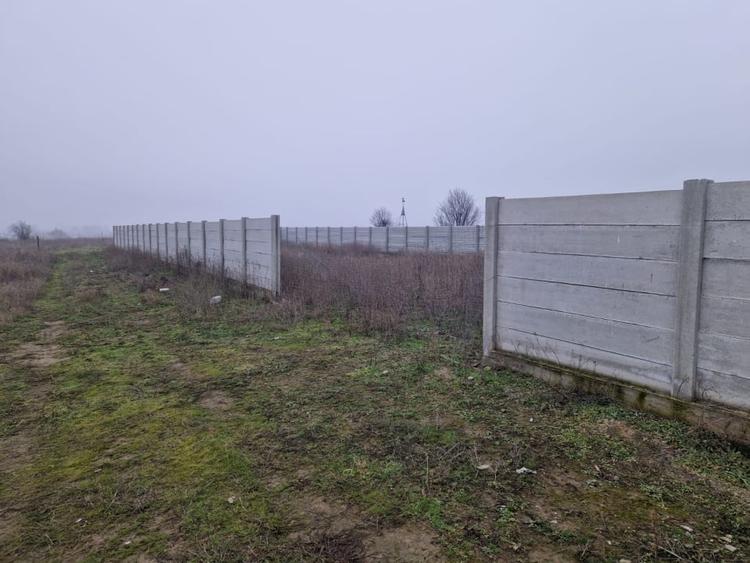 Teren Construcții intravilan de 918 mp, în Șimnicu de Sus