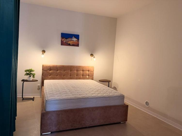 Apartament cu 2 camere, mobilat în Central