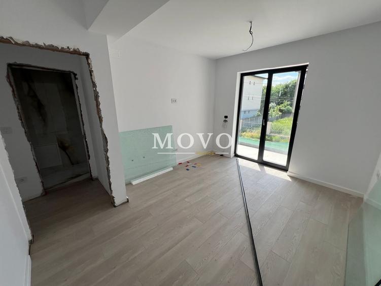 Casă individuală cu 4 camere cu Canalizare în Giroc