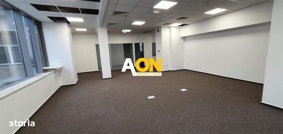 Spațiu comercial, de 272 mp, în Ultracentral