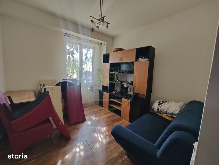 Casă cu 4 camere în Gârlești