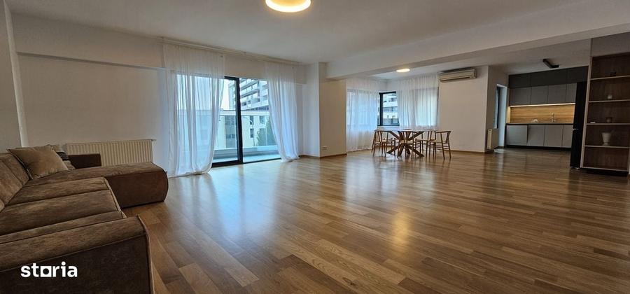 Apartament cu 3 camere în Pipera
