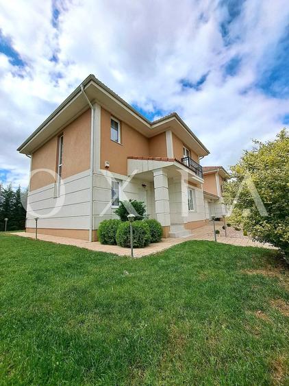 Casă cu Teren 350 Mp în Dumbrăvița