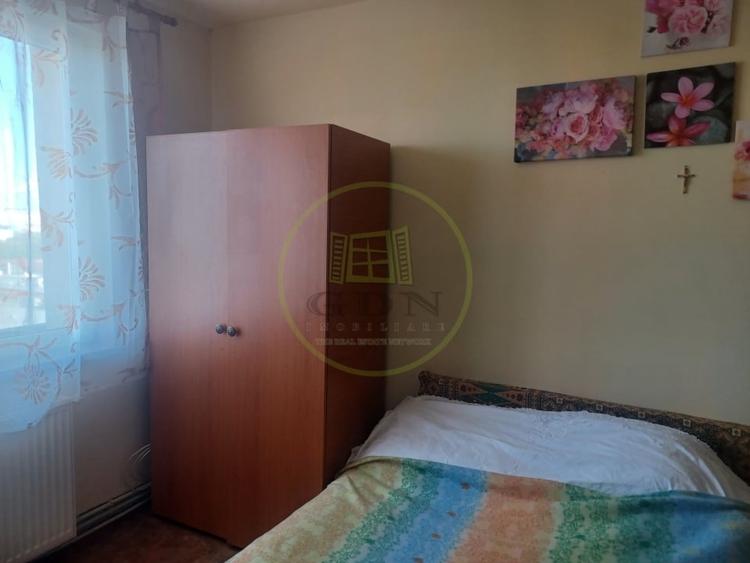 Apartament cu 2 camere decomandat, mobilat în Hărmanului