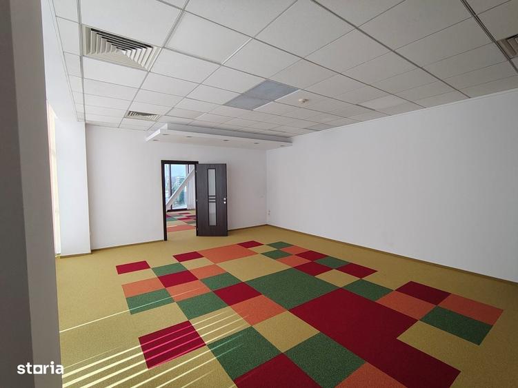 Spațiu comercial, de 339 mp, în Central
