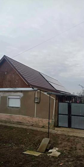 Casă cu 2 camere cu Teren 2880 Mp în Exterior Vest