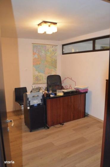 Agricultori - metrou Iancului -apartament 4 camere - intrare stradala - 2