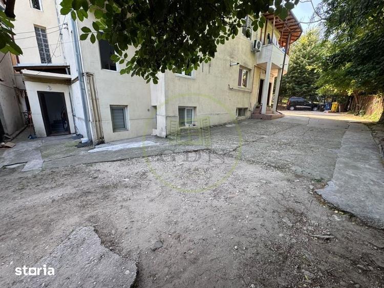 Apartament cu 3 camere decomandat în Ultracentral