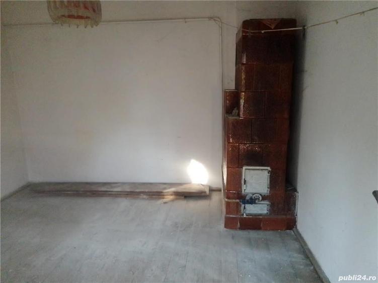 Casă cu 4 camere cu Teren 500 Mp în Central