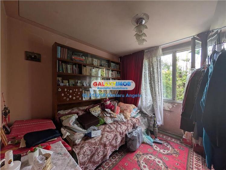 Apartament cu 3 camere decomandat în Drumul Taberei — fotografia 3