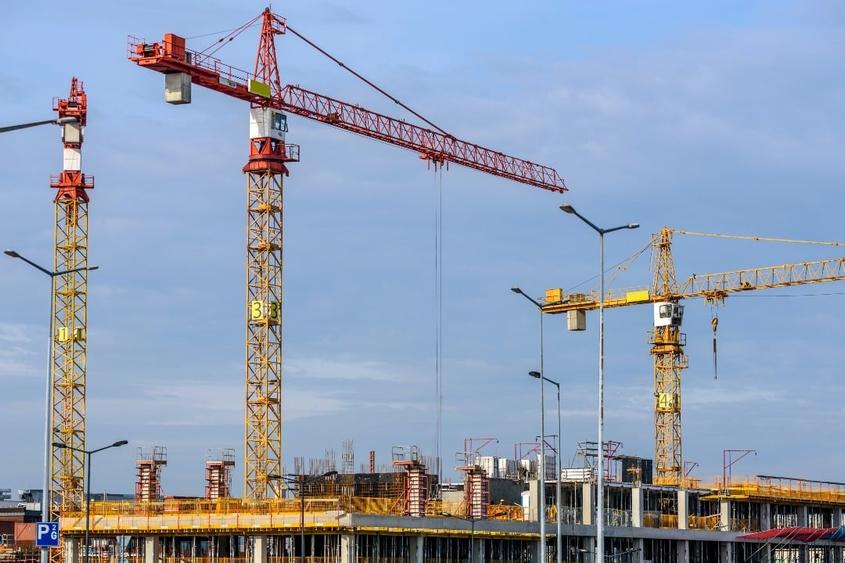 Teren Construcții intravilan de 200000 mp, în Central