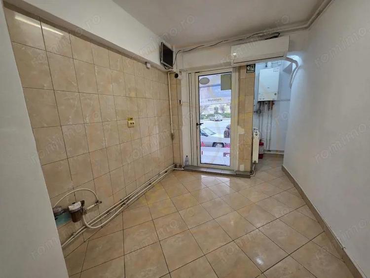 Spațiu comercial, de 50 mp, în Central