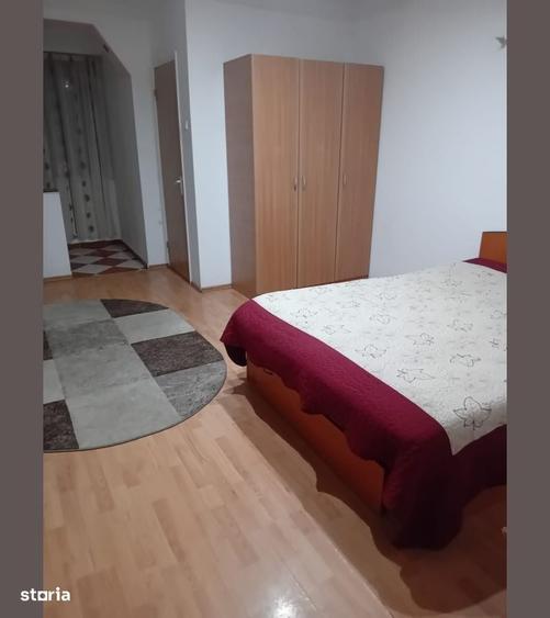 Garsonieră în Titan
