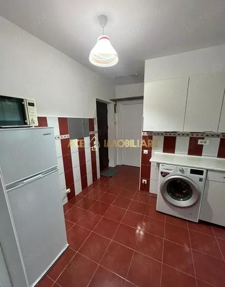 Apartament cu 2 camere decomandat, mobilat în Vitan