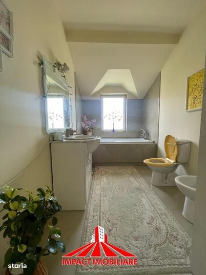 Casa cu 4 camere, curte si mansarda utilizabila - 4