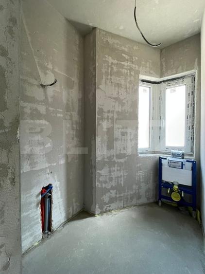 Duplex cu 4 camere cu Canalizare în Central