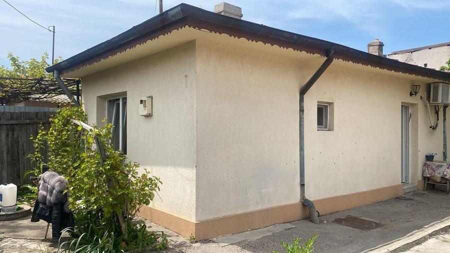 Casă cu 3 camere cu Teren 210 Mp în Ferentari