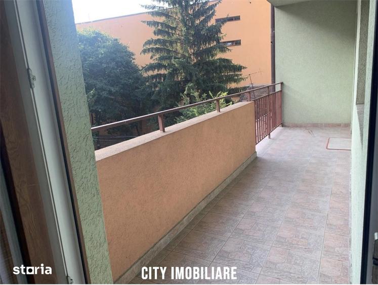 Apartament cu 2 camere decomandat în Gruia