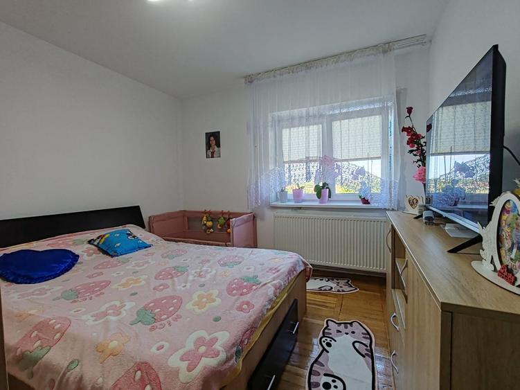 Apartament cu 2 camere decomandat, mobilat în Craiter