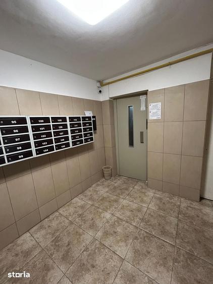 Apartament cu 3 camere decomandat în Grivița