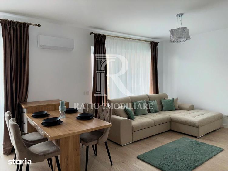 Apartament cu 3 camere, mobilat în Seleuș