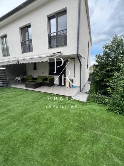 Duplex cu 4 camere cu Canalizare în Florești