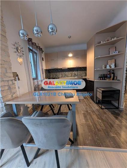 Apartament cu 3 camere decomandat, mobilat în Unirii