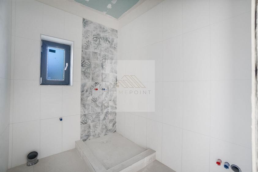 Casă individuală cu 4 camere cu Canalizare în Sânpetru