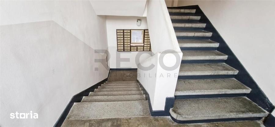 Apartament cu 2 camere decomandat în Cantemir