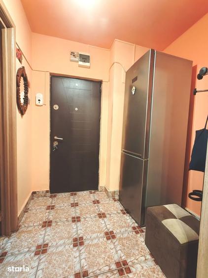 Apartament cu 2 camere semidecomandat în Trivale